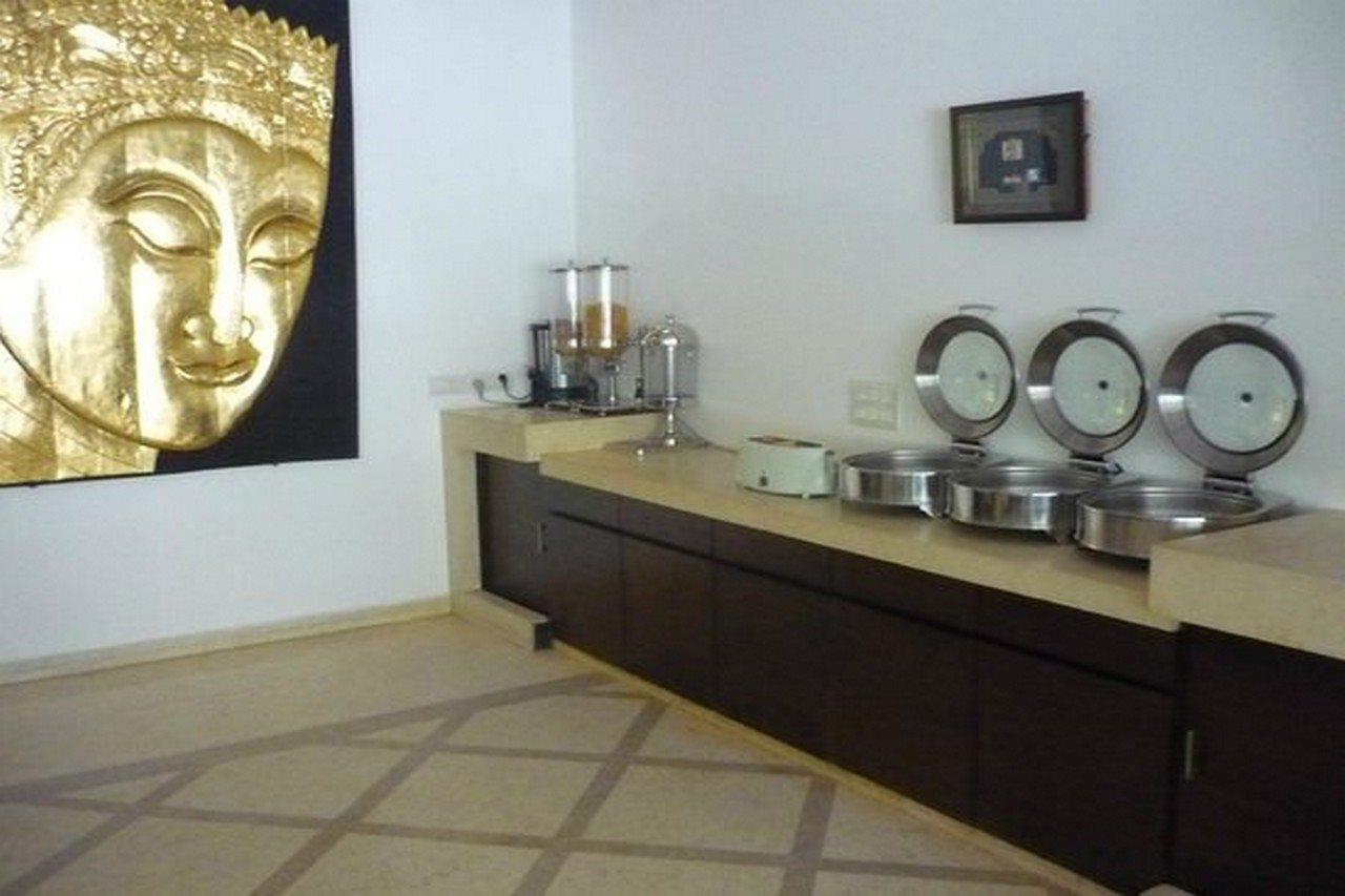 Jht Hotels New Delhi Buitenkant foto