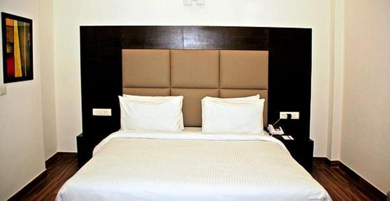 Jht Hotels New Delhi Buitenkant foto