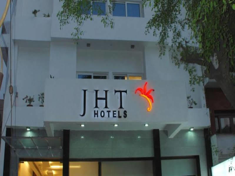 Jht Hotels New Delhi Buitenkant foto